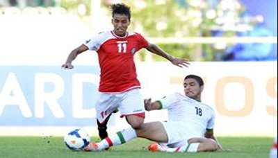مايو نيوز - حقق المنتخب اليمني فوزا تاريخيا هو الأول له خلال مشاركاته في النهائيات الآسيوية على نظيره الإيراني بهدف دون رد في المباراة التي جرت بينهما اليوم بعاصمة ميانمار يانغون لحساب الجولة الثانية للمجموعة الأولى.