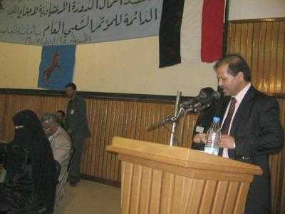 مايو نيوز - ترأس المهندس/ جمال عبدالخالق الخولاني عضو اللجنة العامة رئيس فرع المؤتمر بأمانة العاصمة، الاجتماع الدوري لقيادة الفرع .
حيث استعرض الاجتماع نتائج الدورة الاستثنائية للجنة الدائمة الرئيسية
